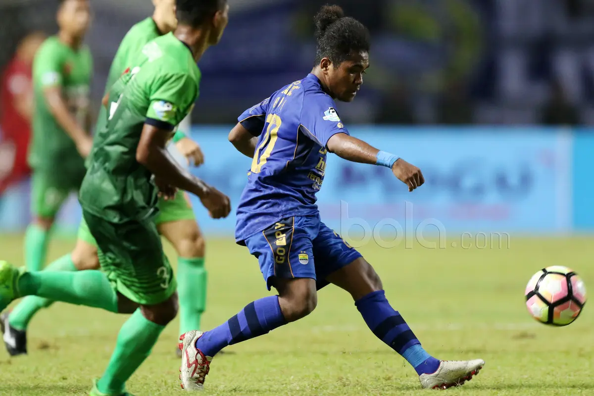 Persib Vs PS TNI