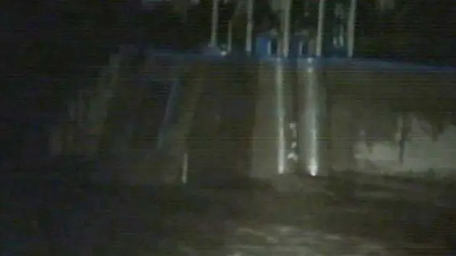 [VIDEO] Banjir Lahar Dingin Kelud, Jembatan Damarwulan Ditutup