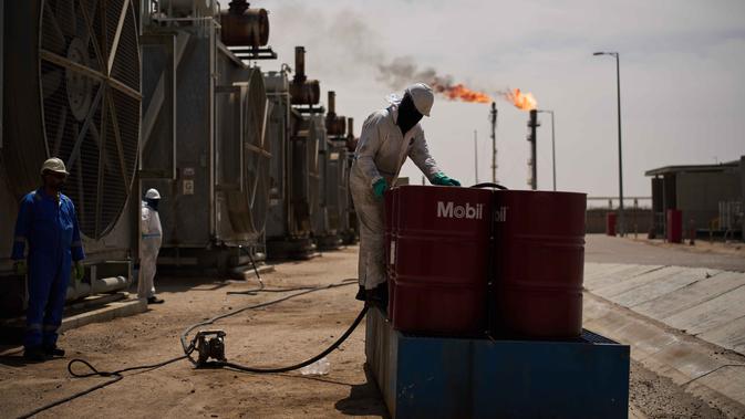 Harga Minyak Dunia Naik Tajam, Brent Cetak Lonjakan Bulanan Terbesar sepanjang Sejarah