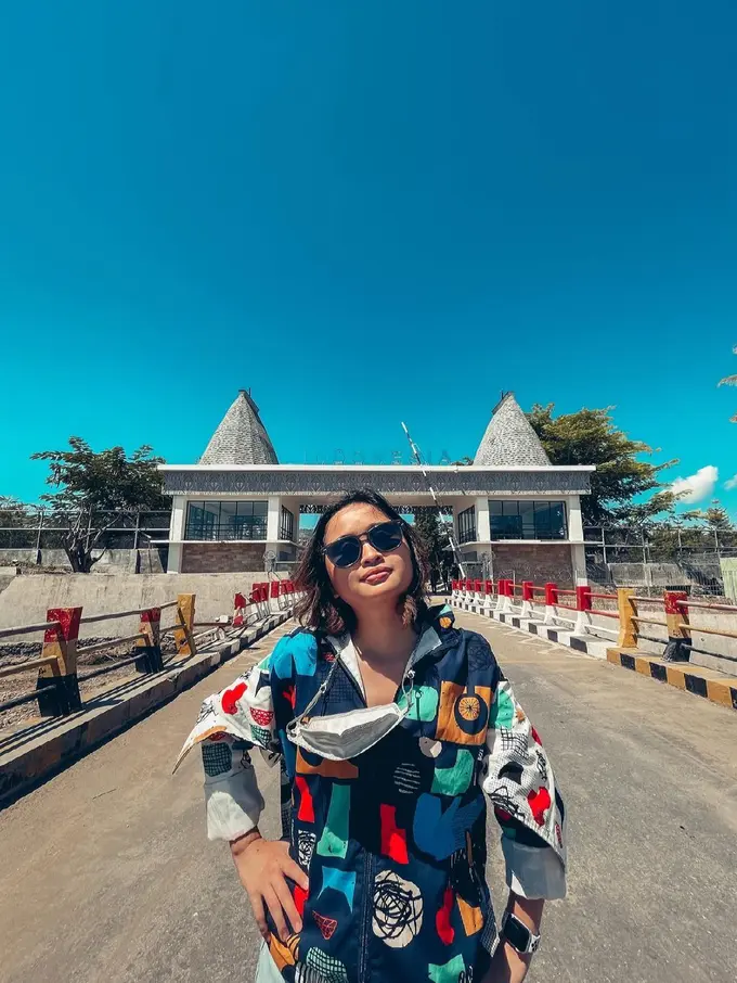 6 Potret Gritte Agatha Saat Sambangi NTT, Jadi Momen Tak Terlupakan