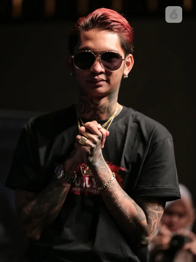 [Bintang] Young Lex