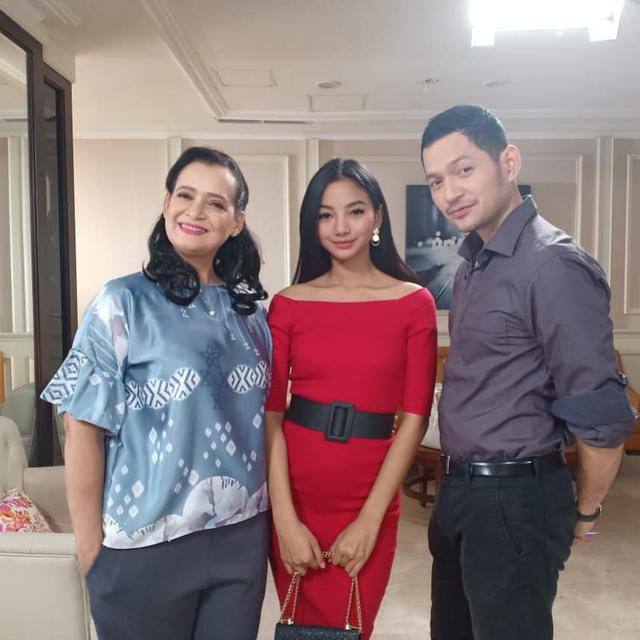 Jadi Mertua dan Menantu, Ini 6 Kebersamaan Glenca Chysara dan Ivanka Suwandi