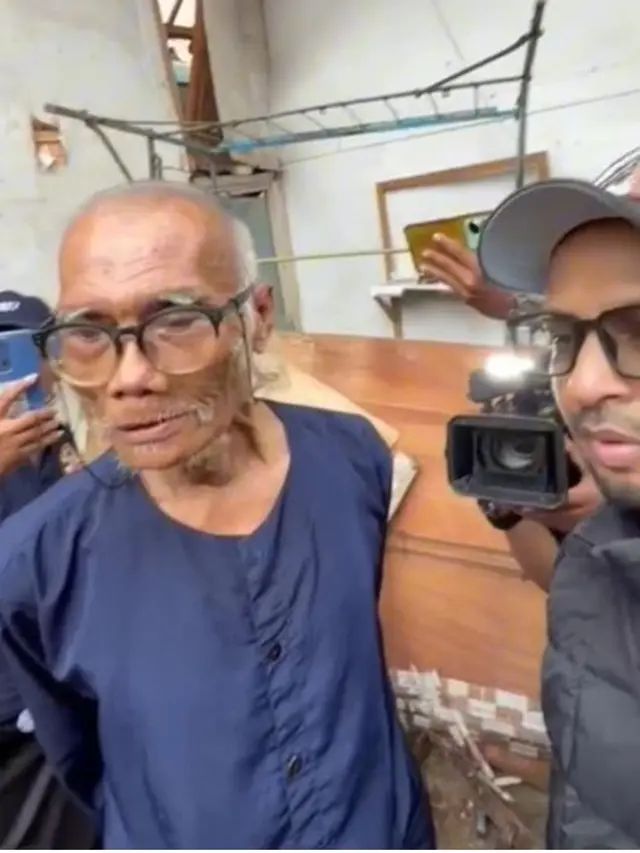 6 Potret Kondisi Rumah Diding Boneng yang Roboh, Raffi Ahmad Bantu Renovasi