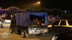Pemudik dengan kendaraan bak terbuka antre saat akan masuk gerbang Tol Cikopo, Jawa Barat, Jumat (1/7). Pada H-5 Lebaran, sejumlah kendaraan sudah mulai memadati Tol Cipali untuk mudik ke arah Jawa Tengah. (Liputan6.com/Angga Yuniar)