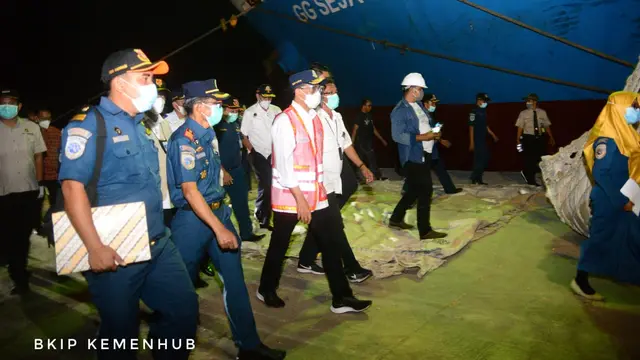 Kunjungan Menhub Budi Karya SUmadi ke Pelabuhan Badas yang berada di Kota Sumbawa Besar, Nusa Tenggara Barat (NTB)