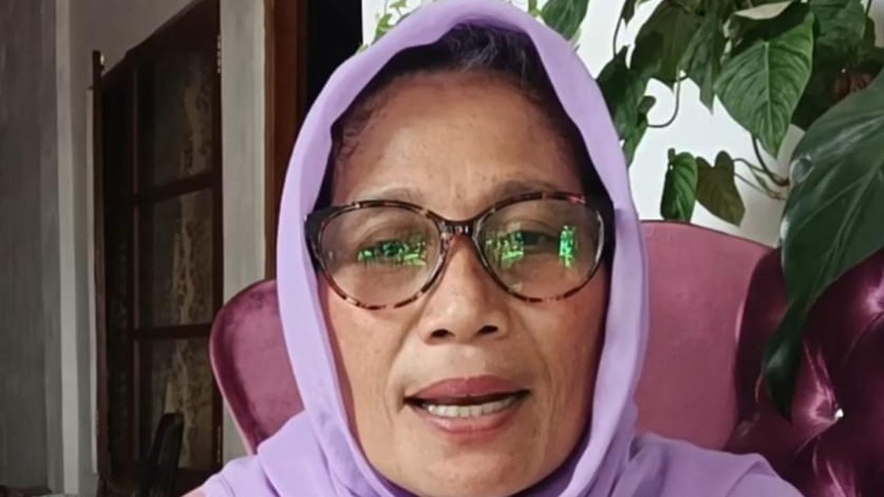 Nursyah menggelar siaran langsung Instagram pada 10 Mei 2023 membahas pernikahan Indah Permatasari dan Arie Kriting. (Foto: Dok. Instagram @mustaminnursyah)