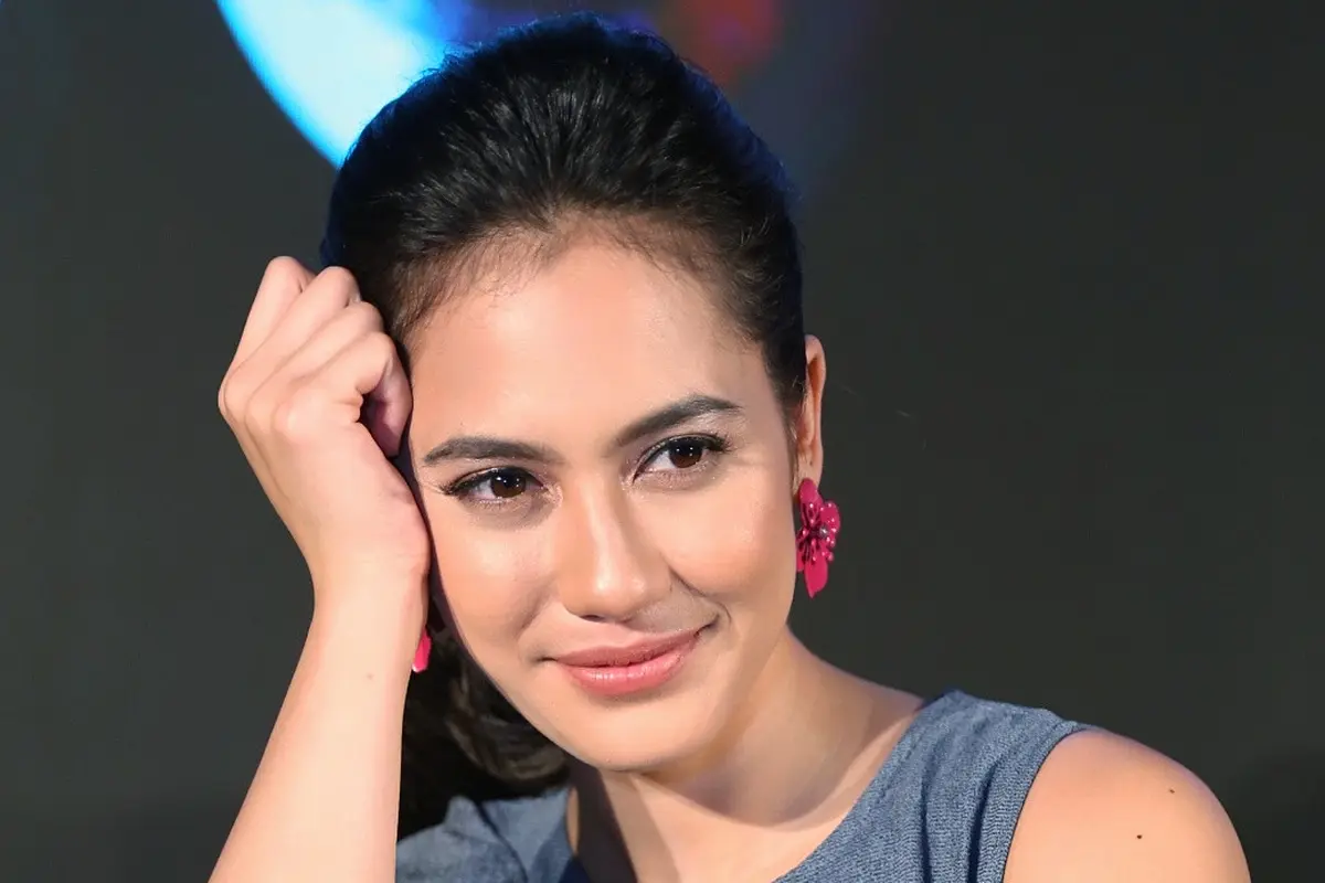 [Bintang] Begini Cara Pevita Pearce Mejaga Diri dari Godaan Belanja Online