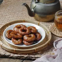 Kue cincin./Copyright&nbsp;shutterstock.com/g/Lanphotostyling