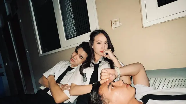 7 Potret Jeff Smith dan Laura Moane, Akting Bareng Usai Bebas Rehabilitasi