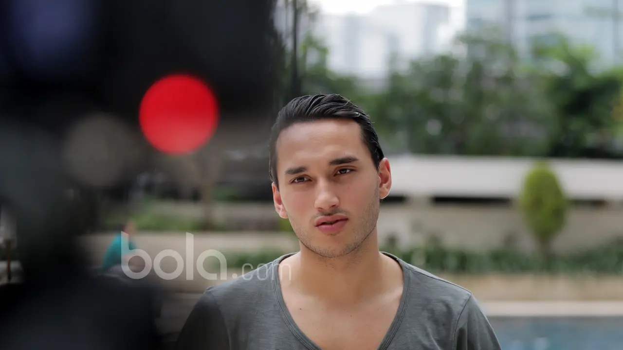 Ezra Walian, Bola.com, Timnas Indonesia