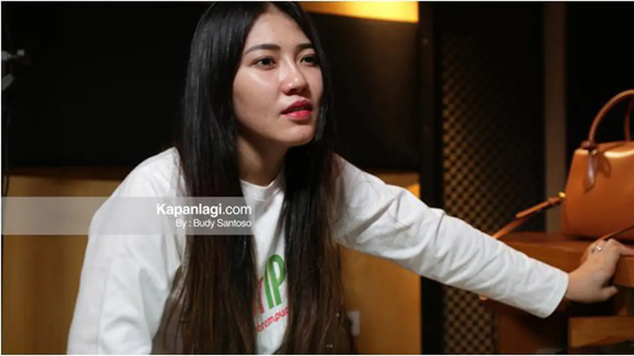 Via Vallen/copyright KapanLagi.com/Budy Santoso