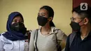 Sejumlah keluarga korban kebakaran Lapas Kelas I Tangerang mendatangi RS Polri Kramat Jati di Jakarta, Rabu (8/9/2021). Keluarga korban kebakaran Lapas Kelas I Tangerang mendatangi Posko Ante Mortem untuk melaporkan kehilangan anggota keluarga mereka. (Liputan6.com/Faizal Fanani)
