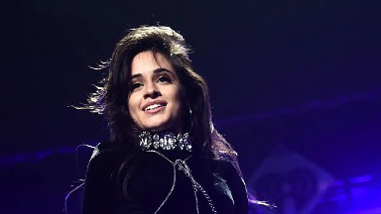 [Bintang] Camila Cabello