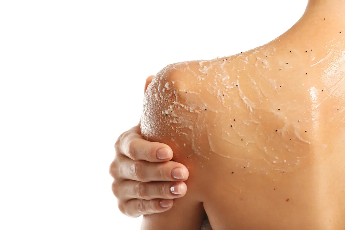 7 Rekomendasi Body Scrub untuk Kulit Kering dan Sensitif