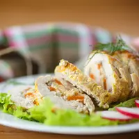 Resep Ayam Gulung Kulit Tahu Gurih./Copyright depositphotos.com/rawlik