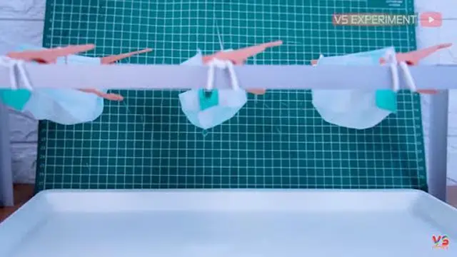 Viral ! Eksperimen Pemakaian Minyak Kayu Putih ke Masker Medis dengan Cara Dituang Bikin Bocor