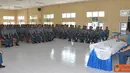 Citizen6, Surabaya: Dankobangdikal Laksda TNI Djoko Teguh Wahojo memberikan pengarahan di hadapan ratusan prajurit Marinir Kodikmar, di Kesatrian Kodikmar, Gunungsari, Surabaya, Jumat (27/7). (Pengirim: Penkobangdikal).