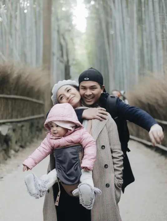 Setelah resmi menikah dengan Glenn Alinskie, Chelsea Olivia lebih banyak menghabiskan waktunya dengan keluarga kecilnya. (Foto: instagram.com/chelseaoliviaa)