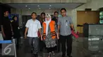 Mantan Menteri Kesehatan, Siti Fadilah Supari usai diperiksa di Gedung KPK, Jakarta, Rabu (16/11). Siti dimintai keterangan karena diduga menerima gratifikasi berupa Mandiri Traveller's Cheque (MTC) senilai Rp1,275 miliar. (Liputan6.com/Helmi Afandi)