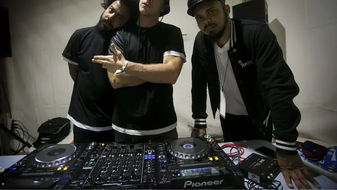 [Bintang] Major Lazer