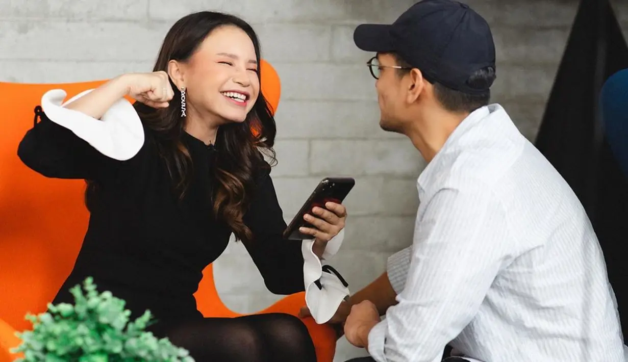 Rossa (Instagram/itsrossa910)