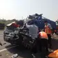 Pick Up Terlibat Kecelakaan Di Tol Tangerang-Merak, Dua Orang Meninggal Dunia. (Selasa, 11/05/2021). (Dokumentasi PJR Ciujung Korlantas Polri).