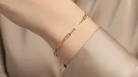 7 Rekomendasi Gelang Rantai Emas Tipis 1 Gram, Simple tapi Mewah (foto:GeminiAI)