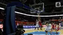 Pebasket Indonesia, Kaleb Ramot, saat melawan Thailand pada SEA Games 2019 di Mall Of Asia Arena, Manila, Filipina, Rabu (4/12/2019). Indonesia kalah 76-98 dari Thailand. (Bola.com/M Iqbal Ichsan)