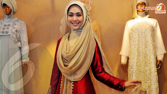 Gara Gara Dvd Oki Setiana Dewi Akhirnya Dilamar Calon Suami Showbiz Liputan6 Com