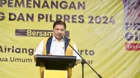 Ketua Umum (Ketum) Partai Golkar Airlangga Hartarto di Cirebon, Jawa Barat, Rabu (24/1/2024). (Liputan6.com/Nanda Perdana Putra).