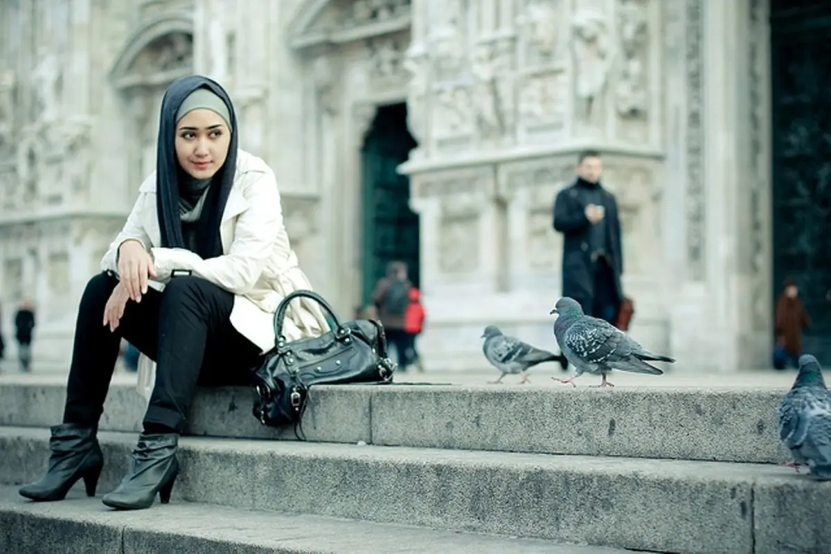 7 Outfit Menarik dengan Sepatu Boots, Nomor 6 Wajib Coba!