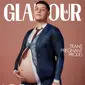 Sampul majalah Glamour UK yang menampilkan pria Transgender hamil, Logan Brown, tuai kontroversi. (dok. Twitter @GlamourMagUK/https://twitter.com/GlamourMagUK/status/1664227176382861314)