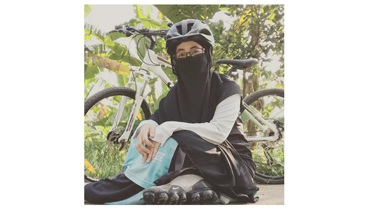 Umi Pipik Akui Idap Tumor Kelenjar Getah Bening, Ini 6 Potretnya saat Olahraga
