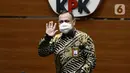 Ketua KPK, Firli Bahuri sesaat sebelum rilis penetapan dan penahanan tersangka suap dan gratifikasi pengadaan barang dan jasa di Kab Hulu Sungai Utara (HSU) 2021-2022, Gedung KPK, Jakarta, Kamis (18/11/2021). KPK menahan Bupati HSU, Abdul Wahid sebagai tersangka. (Liputan6.com/Helmi Fithriansyah)