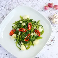 ilustrasi resep tumis kangkung/Amallia Eka/shutterstock