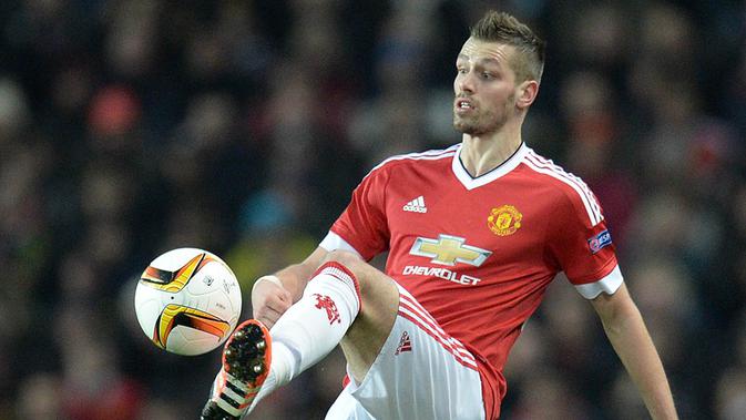 Jose Mourinho memberikan lampu hijau kepada Morgan Schneiderlin jika ingin meninggalkan Old Trafford. (AFP/Oli Scarff)
