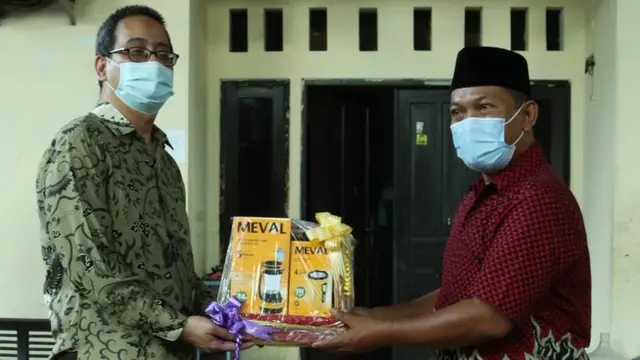 Meval Berbagi Cahaya Kebahagiaan di Panti Asuhan