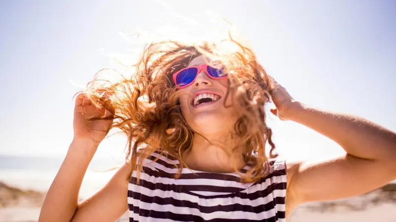 Efek dan Cara Merawat Rambut dari Sinar UV