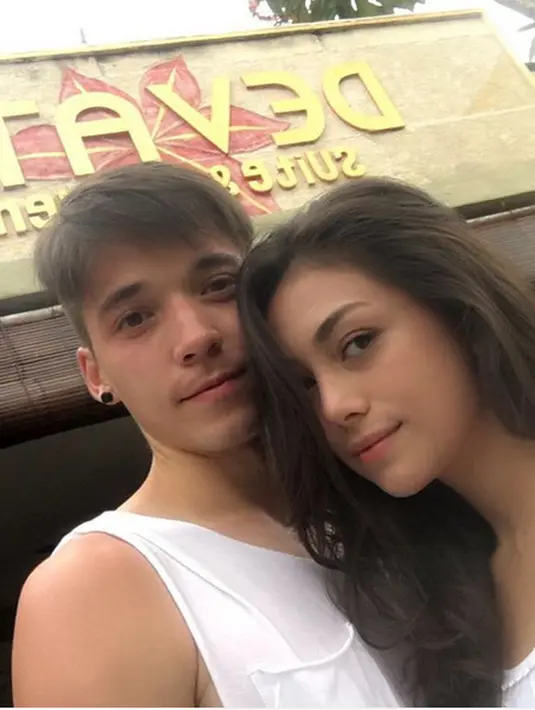 Setelah selesai memerankan Boy, Stefan William belum terlihat lagi di layar kaca. Beberapa netizen melihat, suami Celine Evangelista itu kini sedang menganggur. Ada juga yang menuliskan tidak diperbolehkan syuting lagi. (dok. Instagram)