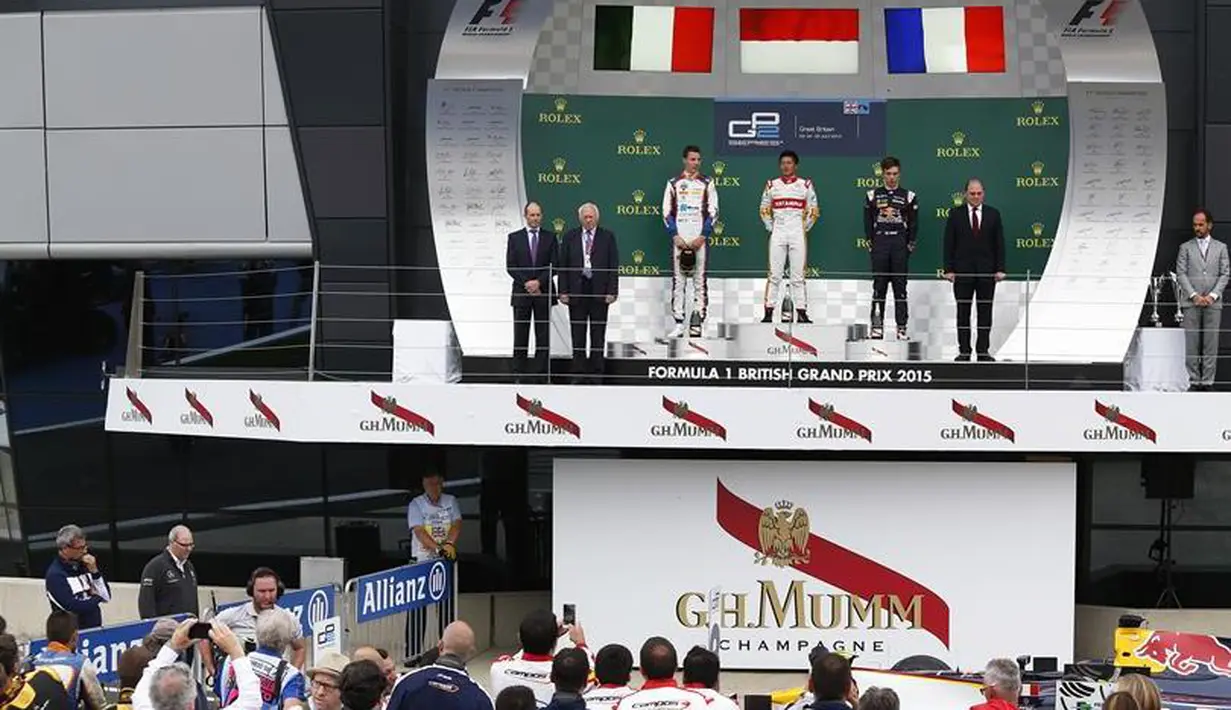 Rio Haryanto di podium pemenang. (GP2 Media Service)