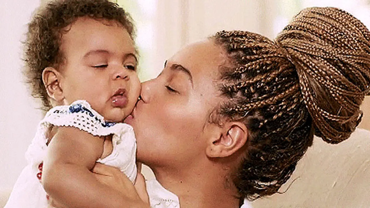 beyonce-blue-ivy-130916b.jpg