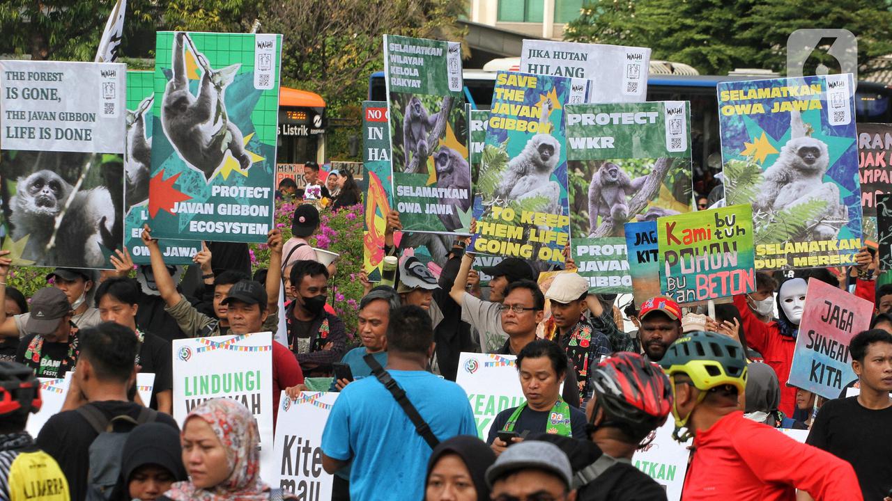 Krisis Iklim dan Demokrasi Disuarakan Aktivis dalam Karnaval Hari Lingkungan Hidup 2023