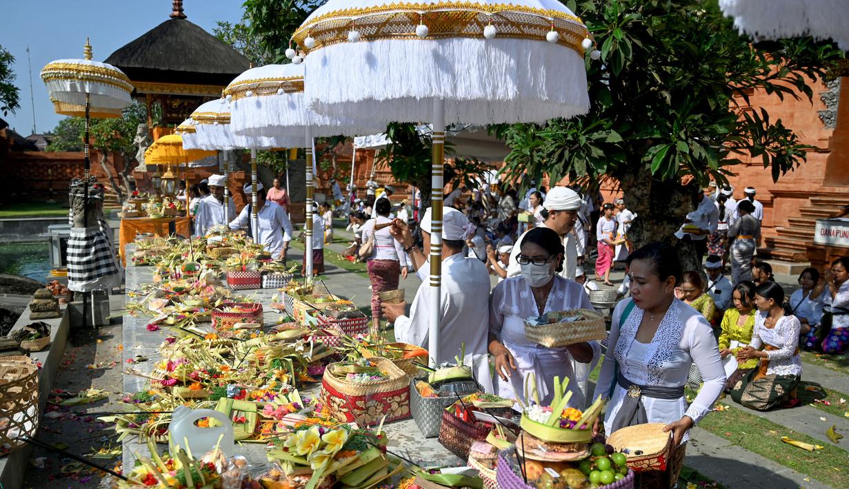 Hari Raya Galungan kembali diperingati pada tanggal 25 September 2024. (SONNY TUMBELAKA/AFP)