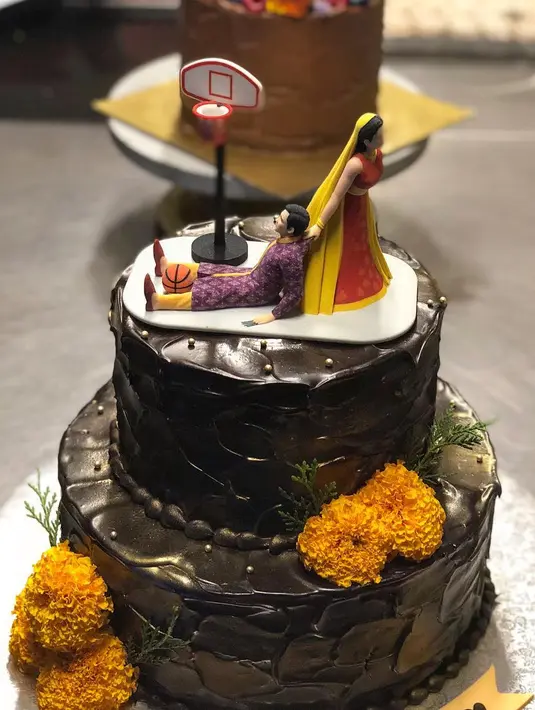 Pernikahan Sonam Kapoor dan Anand Ahuja berlangsung sekitar pukul 12.30 hingga 13.20. Prosesi pernikahan sendiri berlangsung setelah makan siang. (Foto: instagram.com/poojadhingra)