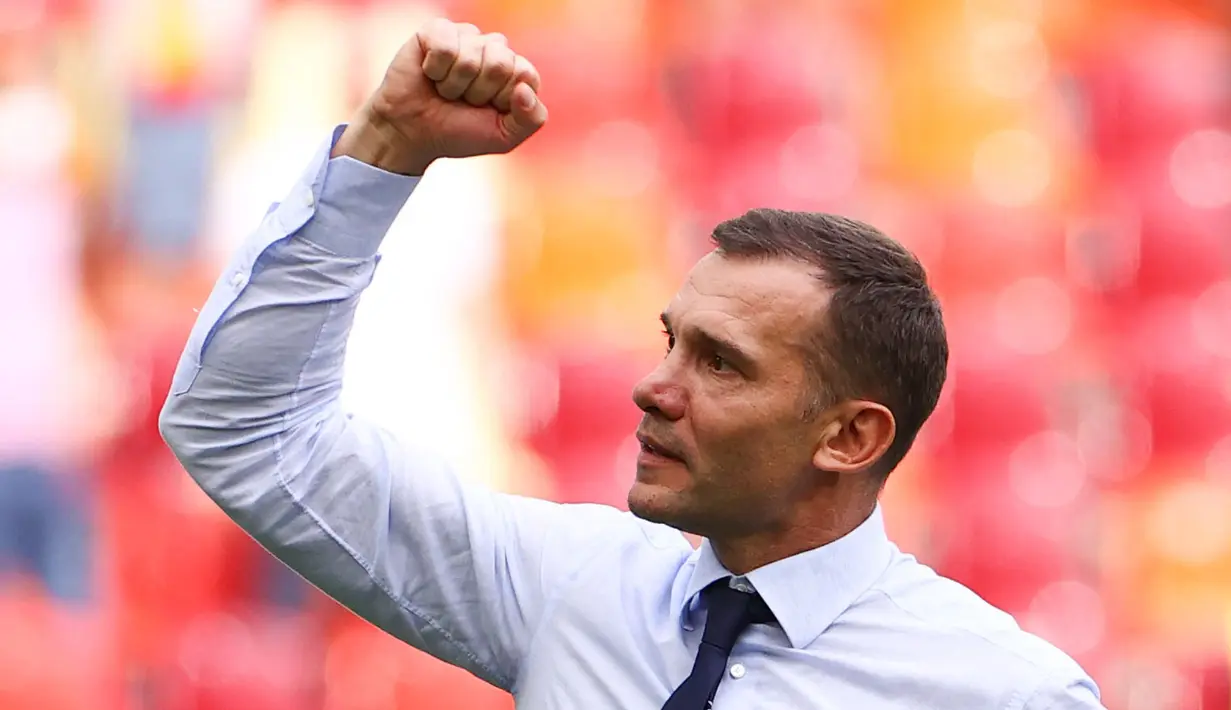 Andriy Shevchenko - Timnas Ukraina mampu membuat kejutan setelah berhasil lolos ke babak 8 besar Euro 2020 di bawah asuhan Andriy Shevchenko. (Foto: AFP/Marko Djurica)