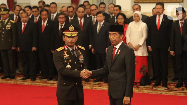 Dilantik Jokowi, Idham Azis Resmi Jadi Kapolri