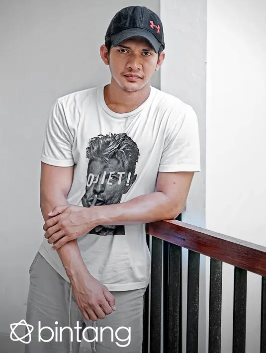 Saat tanda tangan kontrak untuk bermain di film Star Wars, kita memang harus menjaga rahasia dan nggak boleh membocorkannya pada siapa pun, termasuk keluarga! (Galih W Satria/Bintang.com)