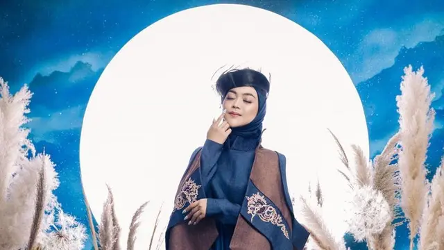 5 Pemotretan Ria Ricis dengan Tema Lovely Moonlight Ini Mukanya Bikin Pangling