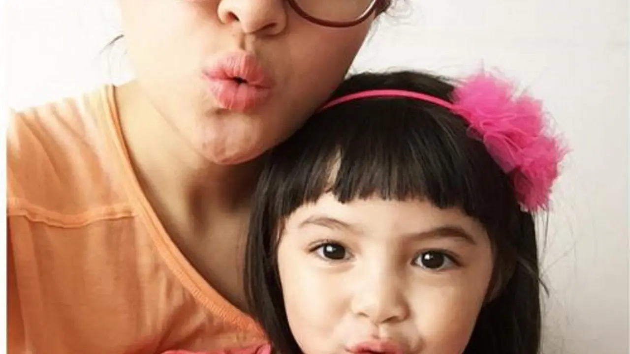 [Bintang] Marshanda dan Sienna