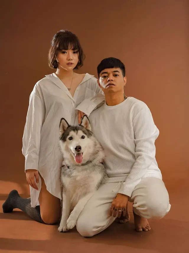 Potret Prewedding Reza Arap dan Wendy Bersama Anjing Lucu dan Menggemaskan
